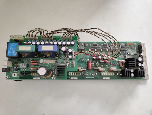 Panasonic松下機器人放大器板ZUEP54723電壓異常維修
